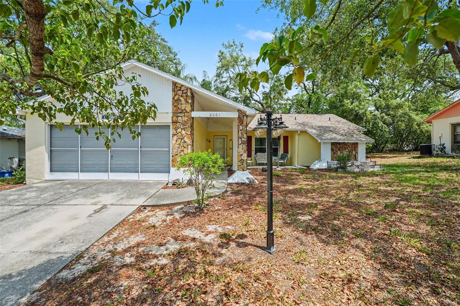 FOREST OAKS - Residential
