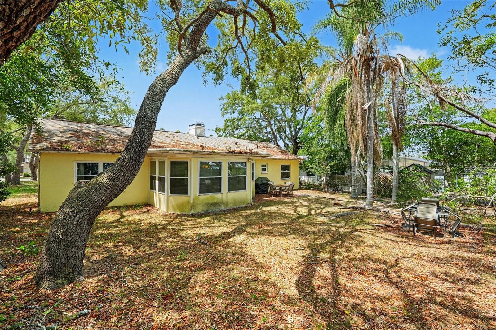 FOREST OAKS - Residential