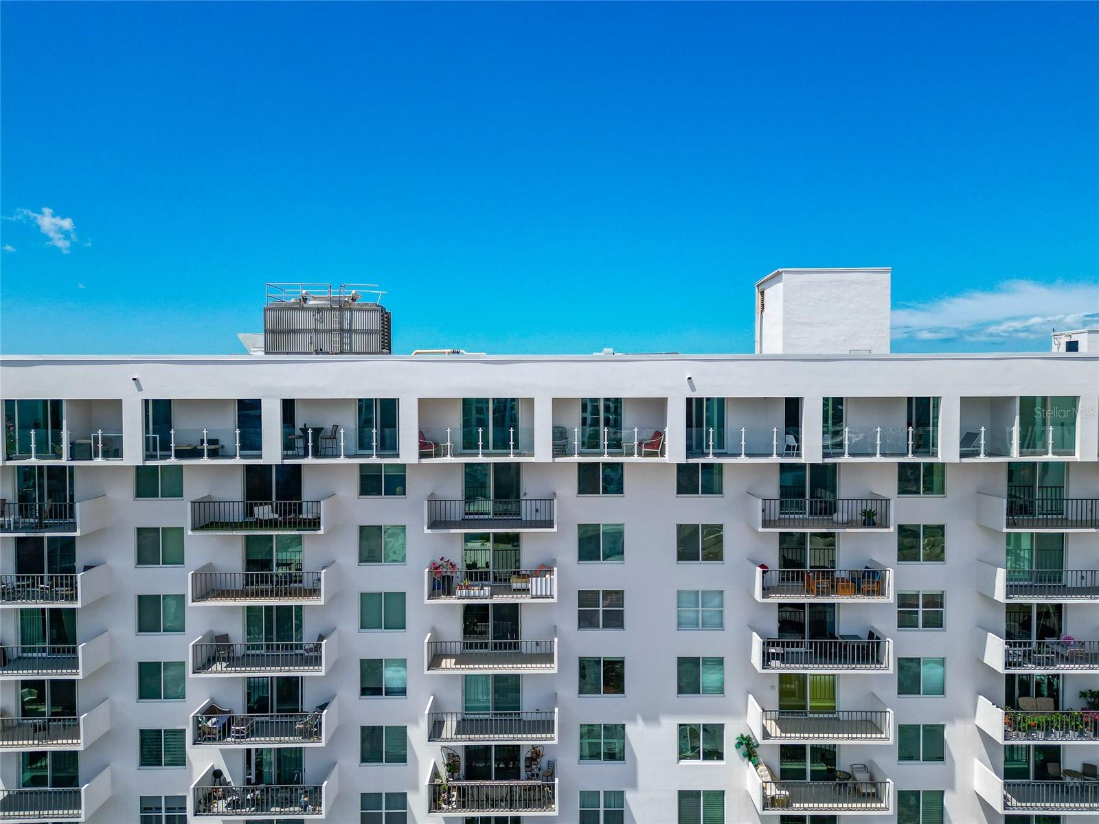 DOLPHIN TOWER - Residential