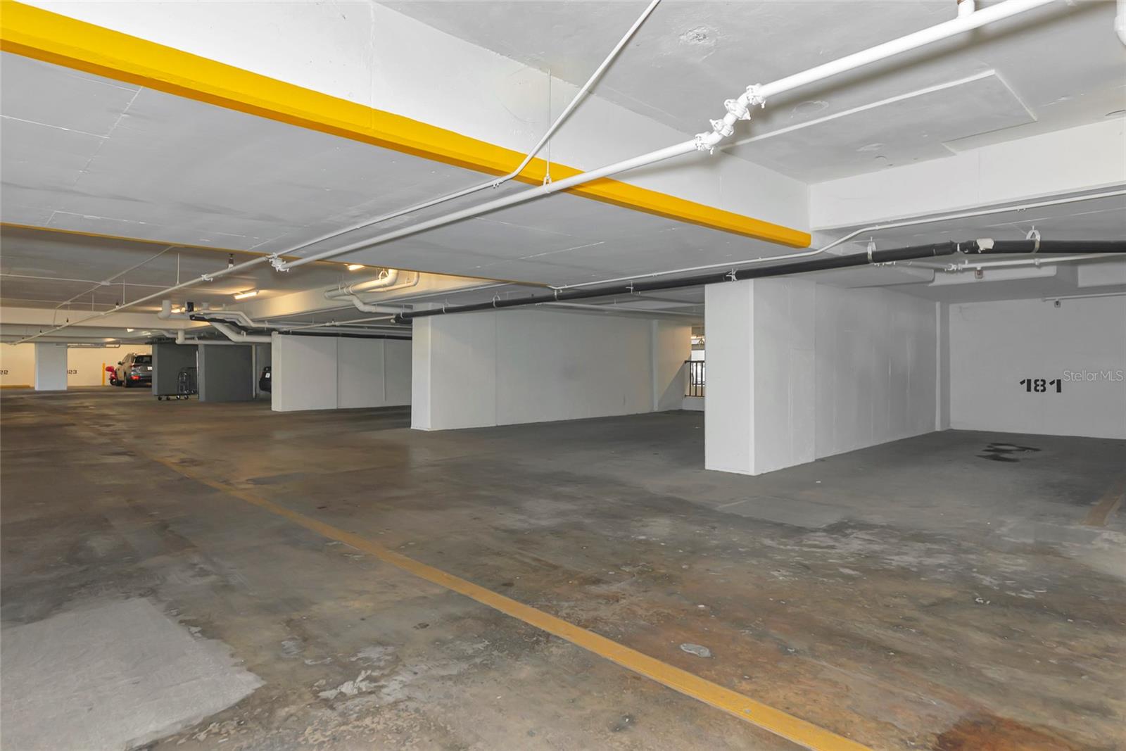 DOLPHIN TOWER - Residential