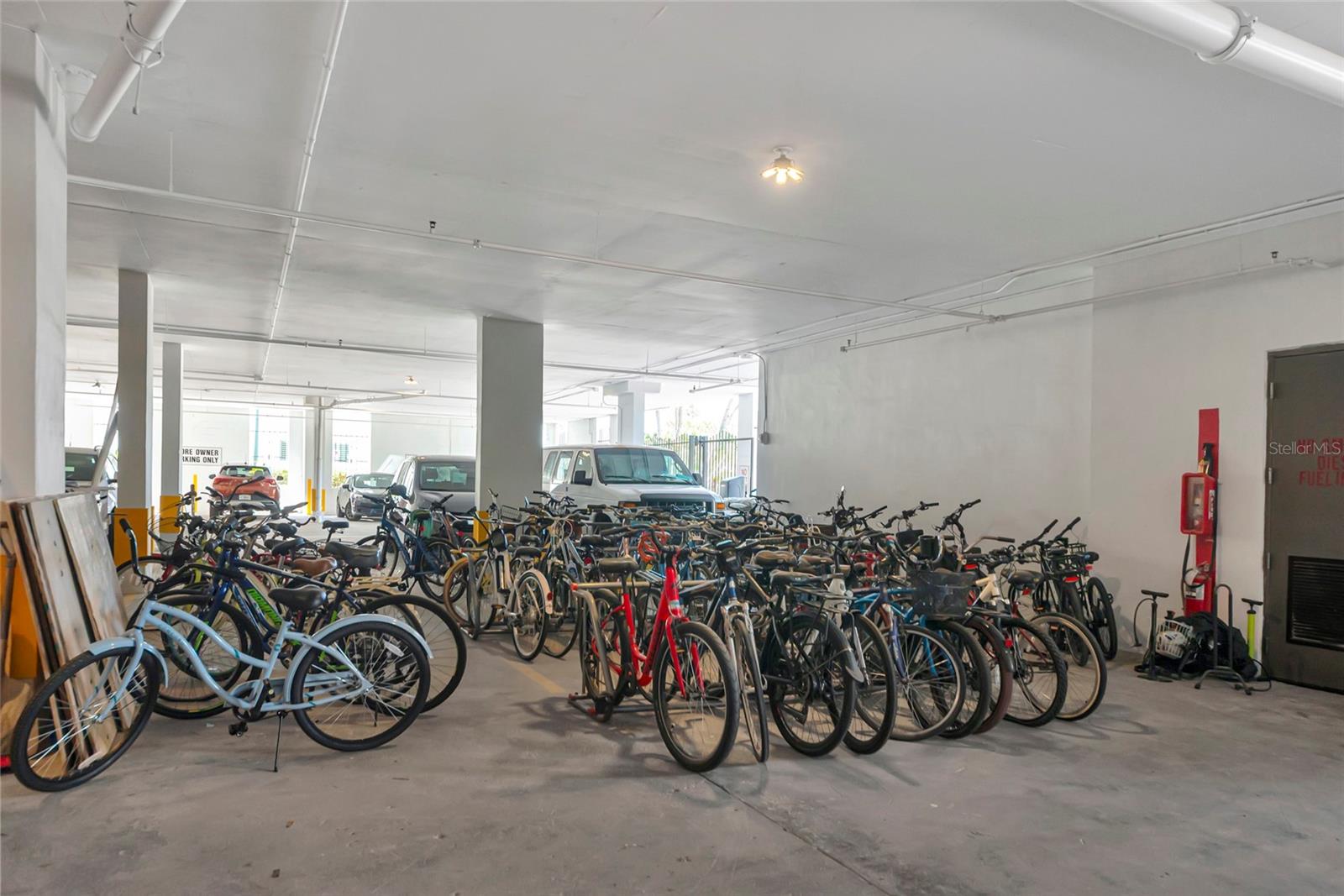 DOLPHIN TOWER - Residential