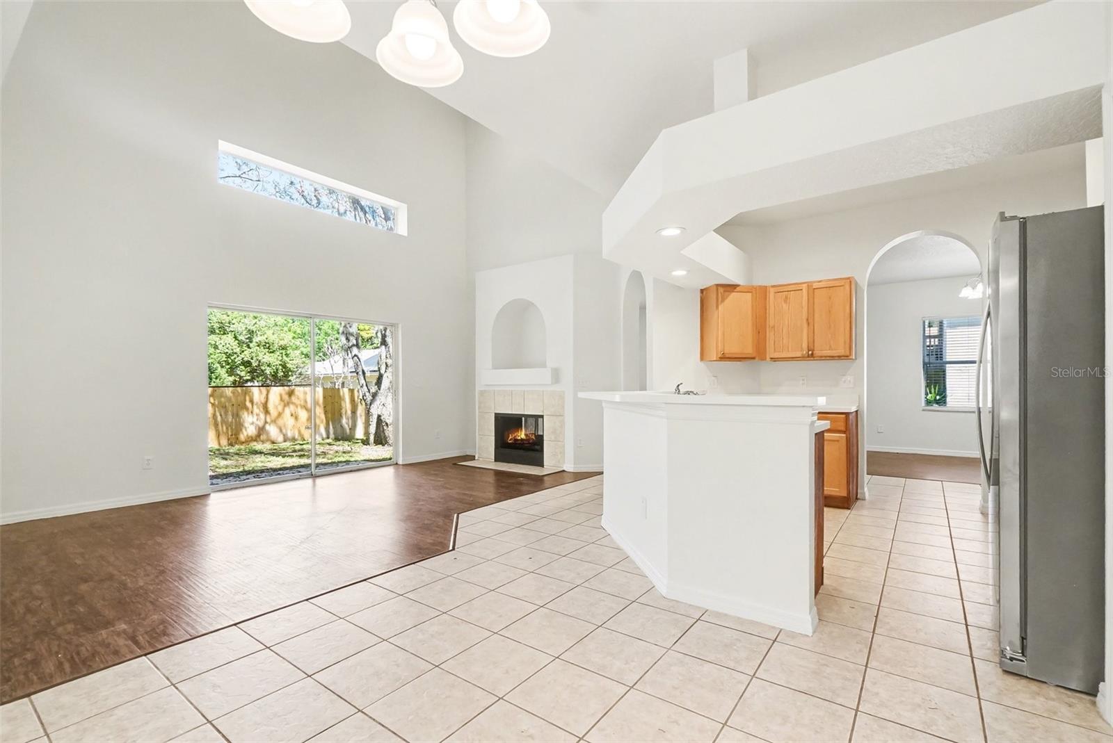 PRAIRIE LAKE VILLAGE PH 04 - Residential