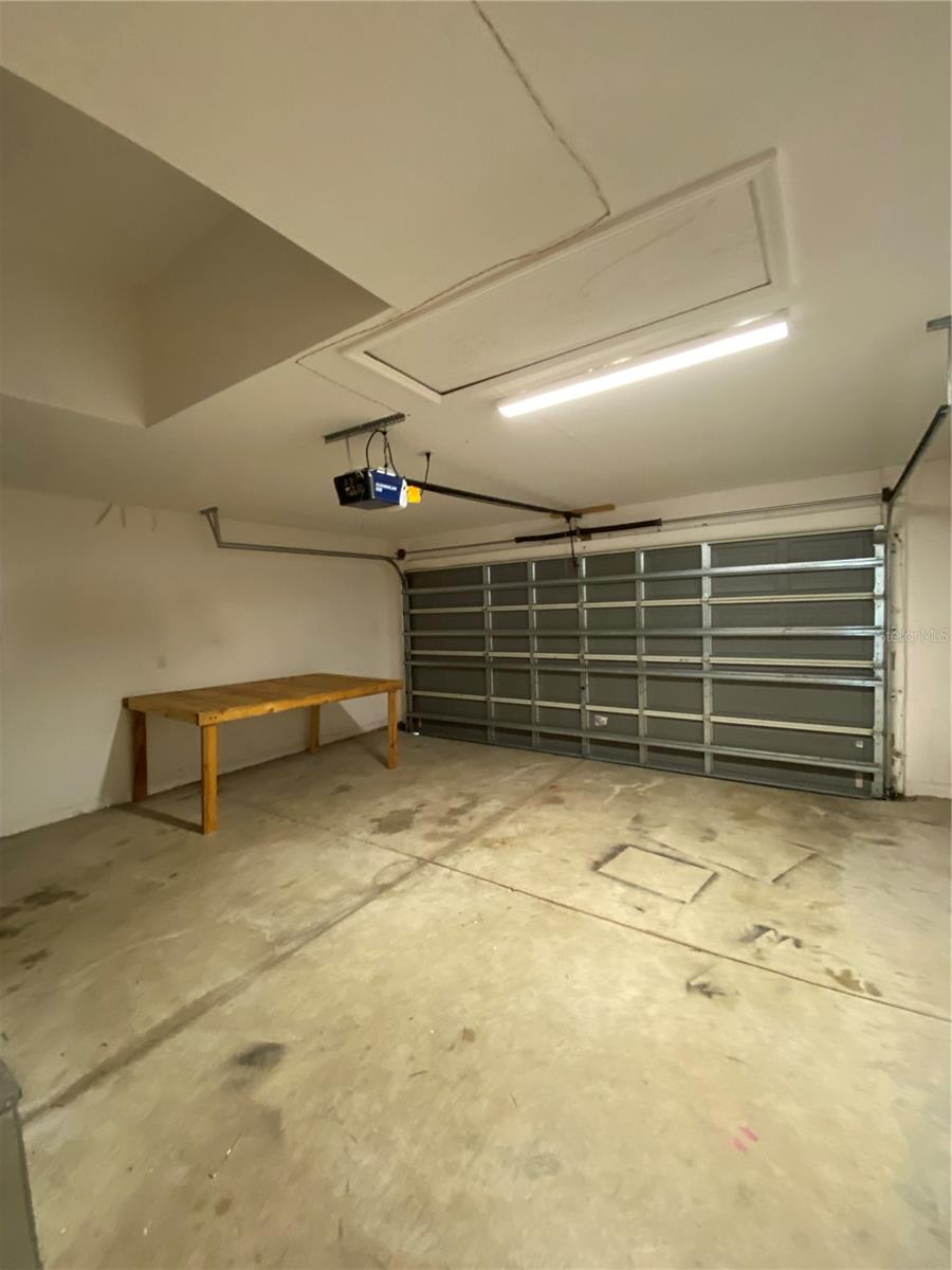 SILVER SPGS SHORES UN 19 - Residential Lease