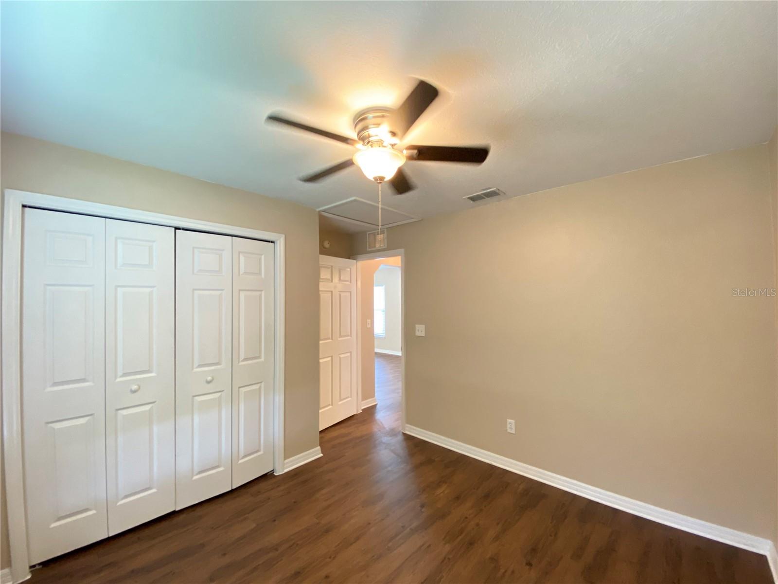 SILVER SPGS SHORES UN 19 - Residential Lease