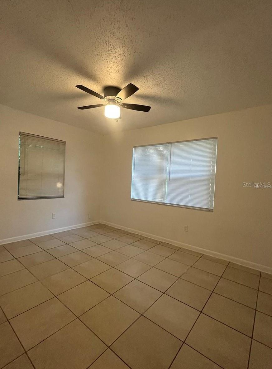 DELTONA LAKES UNIT 28 - Residential Lease