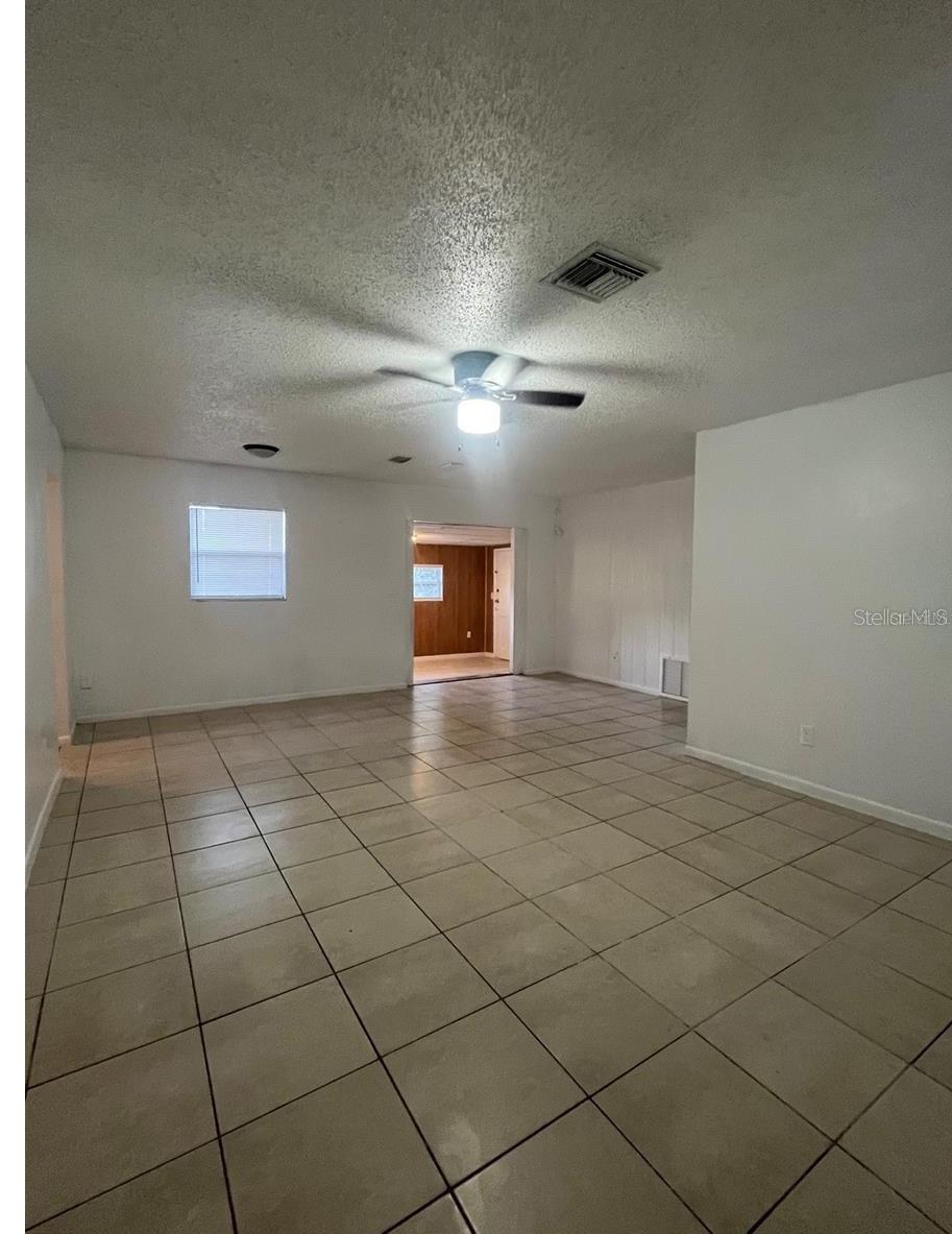DELTONA LAKES UNIT 28 - Residential Lease