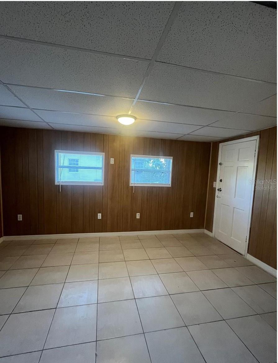 DELTONA LAKES UNIT 28 - Residential Lease