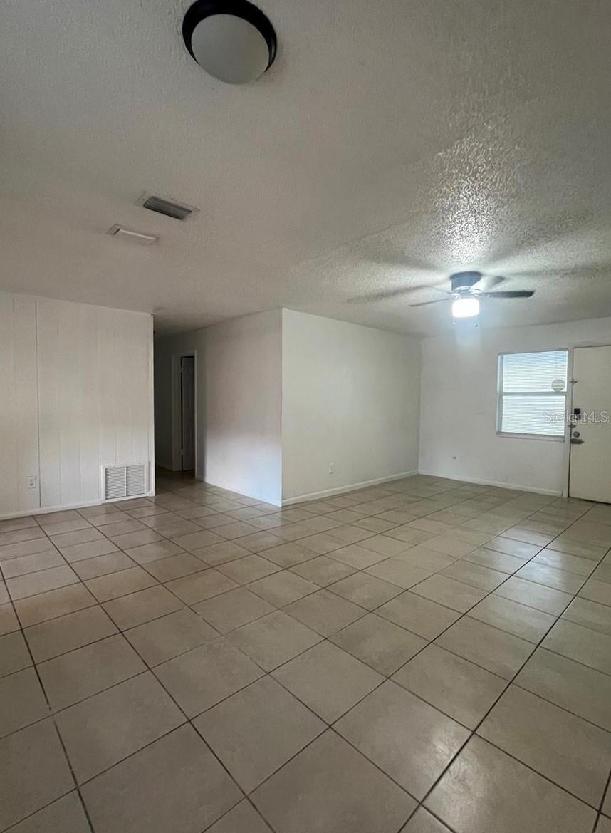 DELTONA LAKES UNIT 28 - Residential Lease