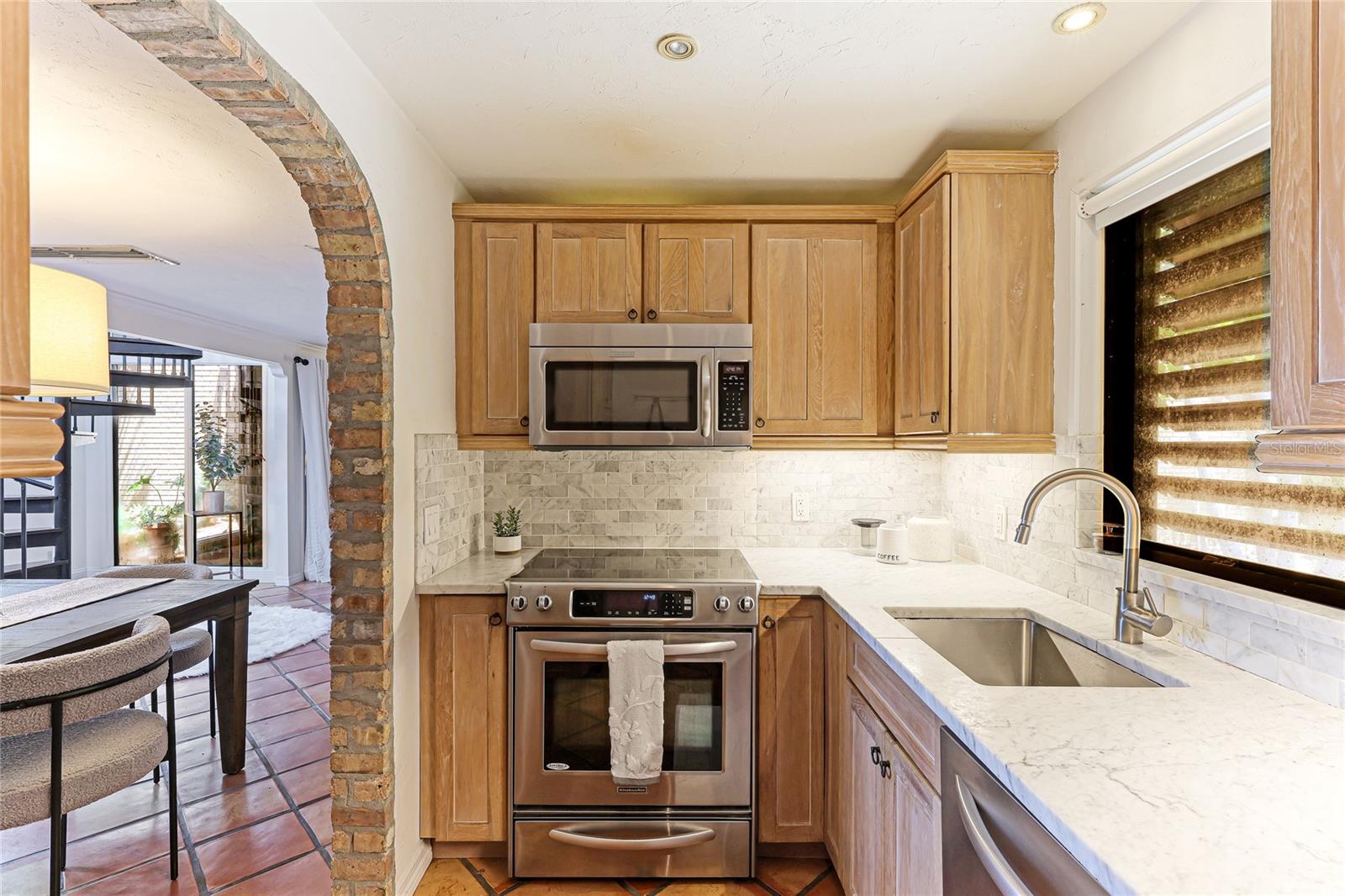 SANDY COVE - Residential Lease