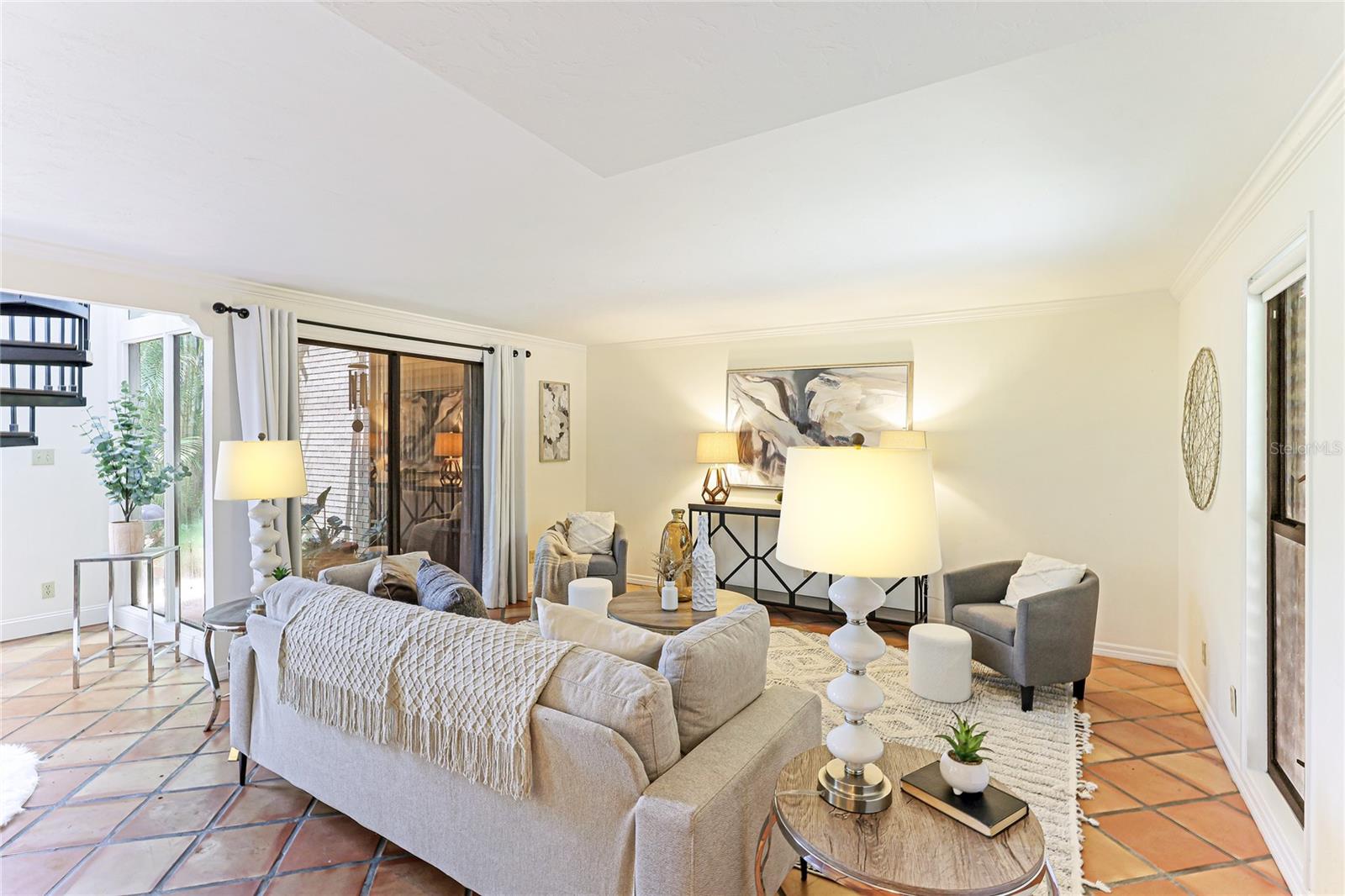 SANDY COVE - Residential Lease