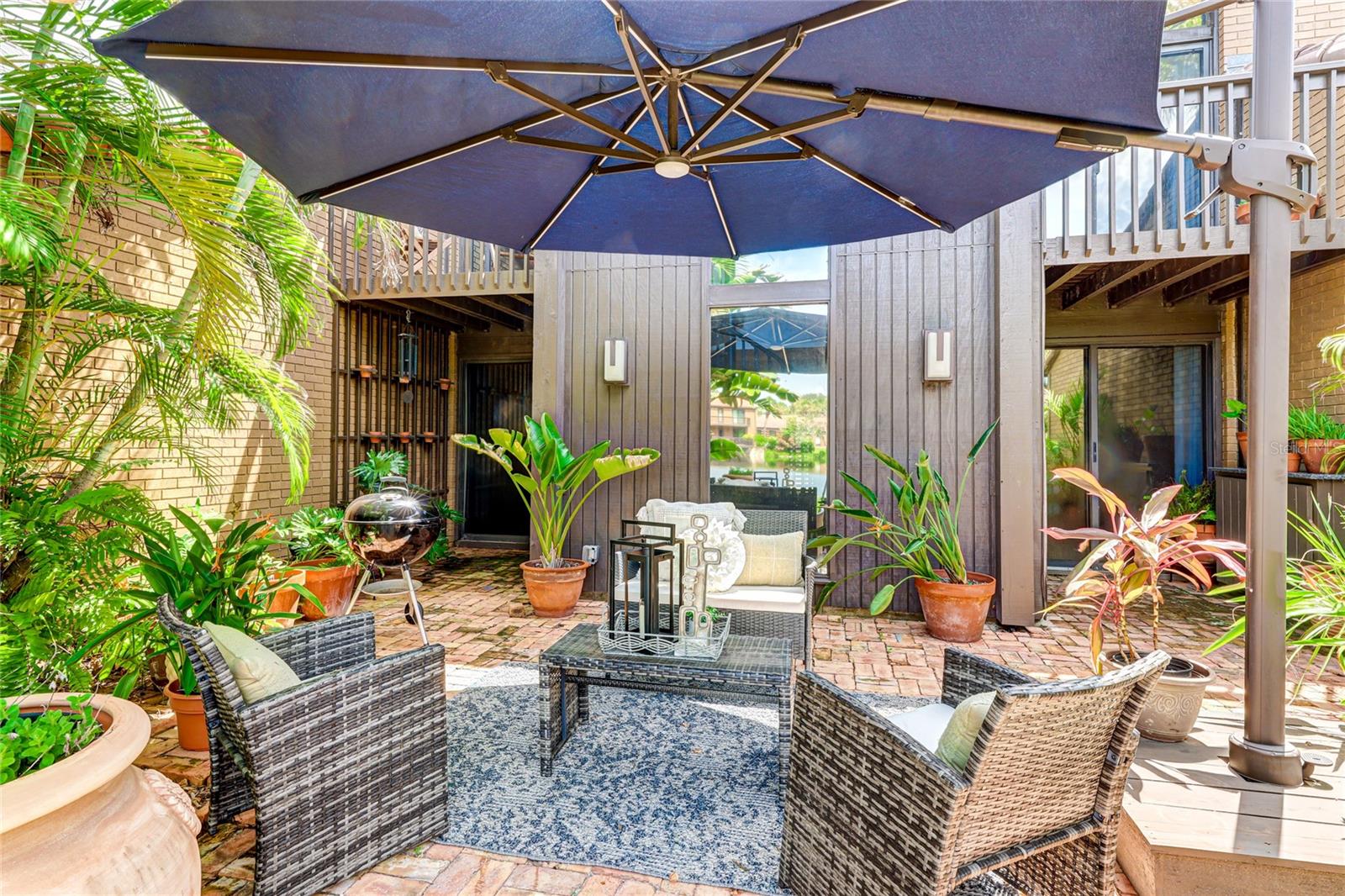 SANDY COVE - Residential Lease