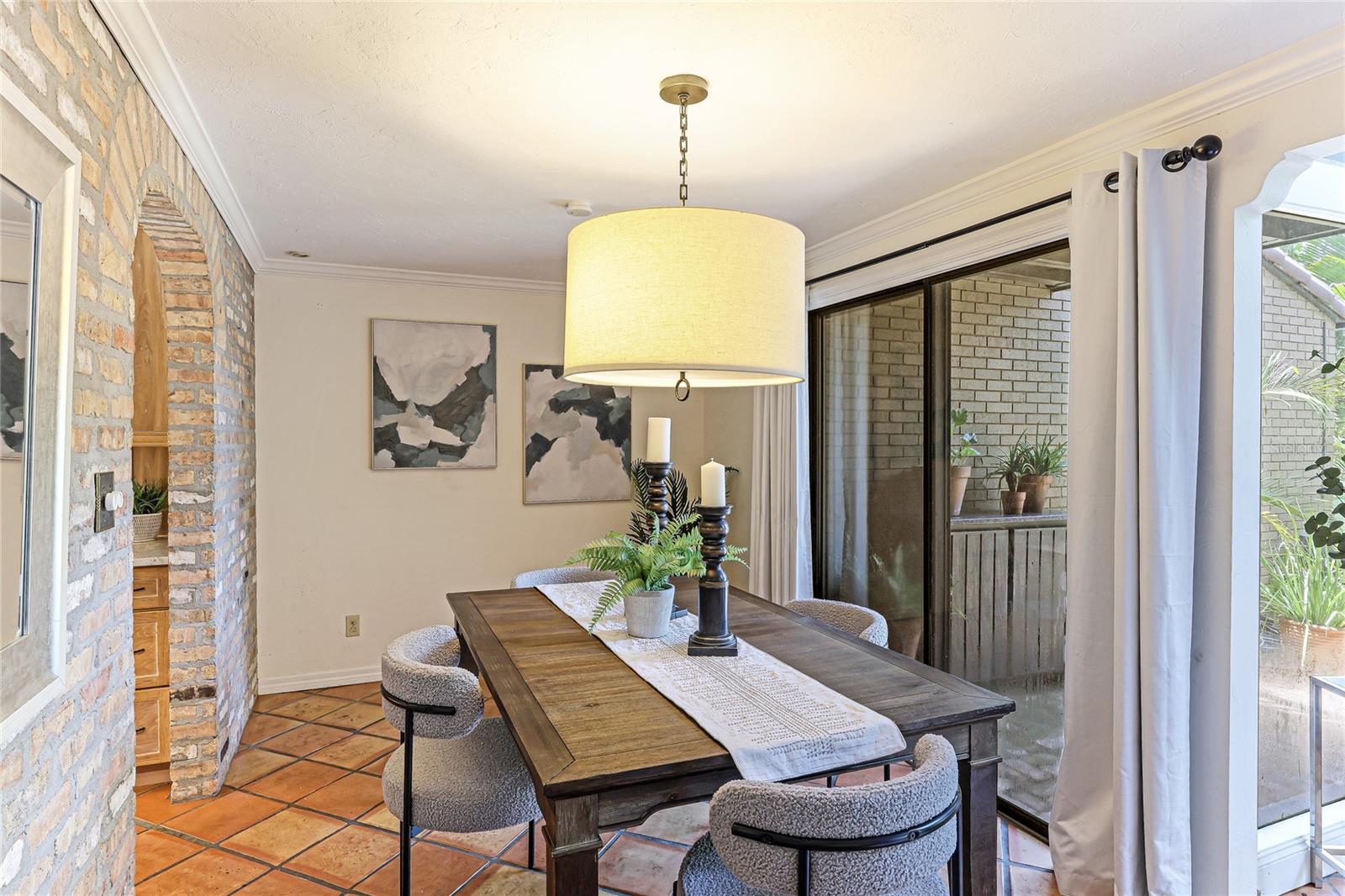 SANDY COVE - Residential Lease