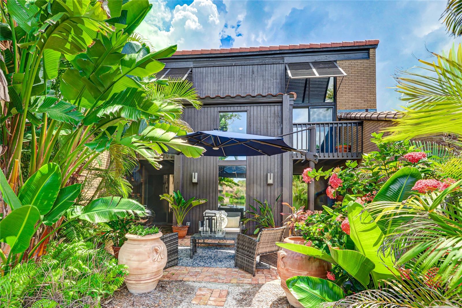 SANDY COVE - Residential Lease