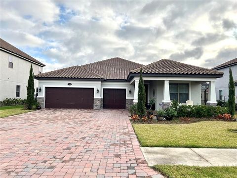 A home in DEBARY