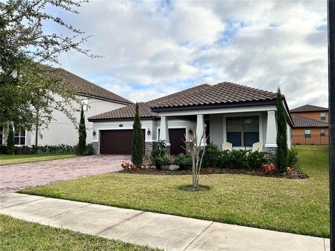 A home in DEBARY