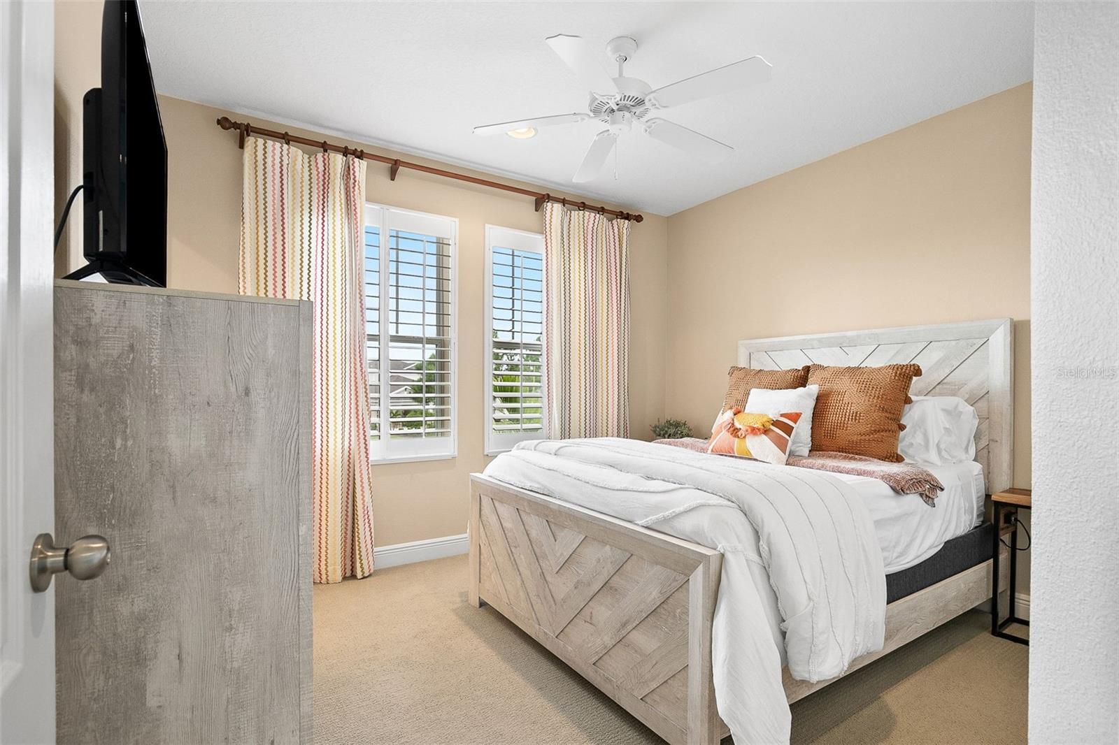 MAGNOLIA POINT - Residential