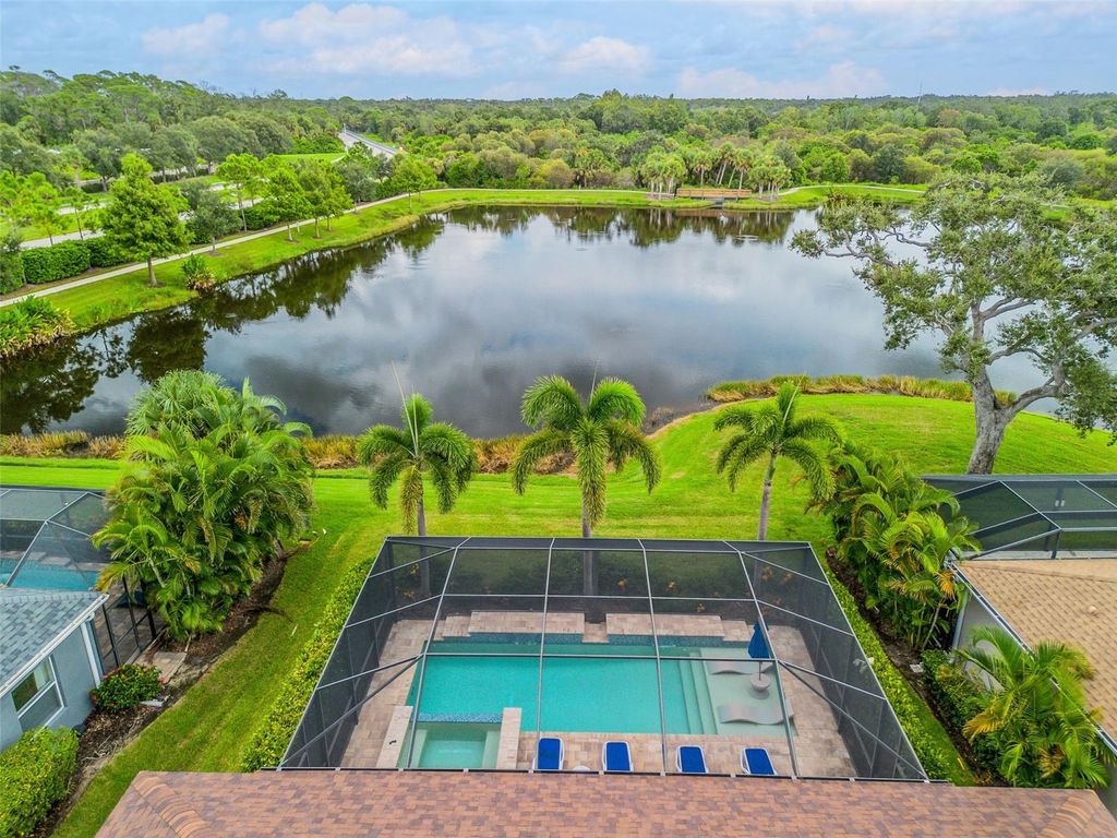 Photo of 6919 White Willow Court, Sarasota, FL 34243 (MLS # TB8423368)
