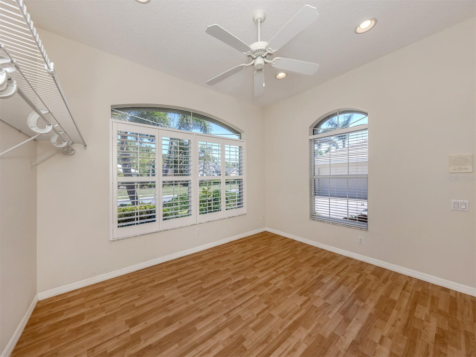 CALUSA LAKES - Residential