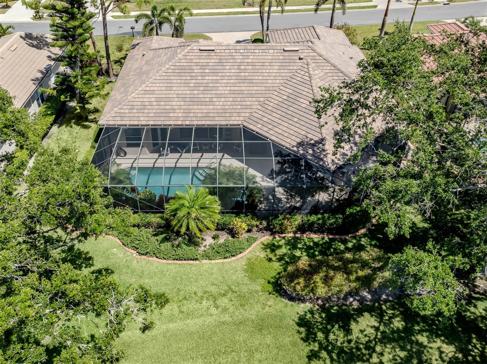 CALUSA LAKES - Residential