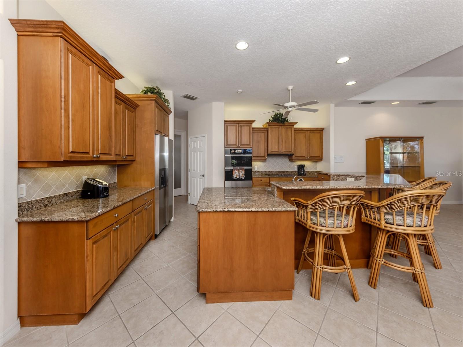 CALUSA LAKES - Residential
