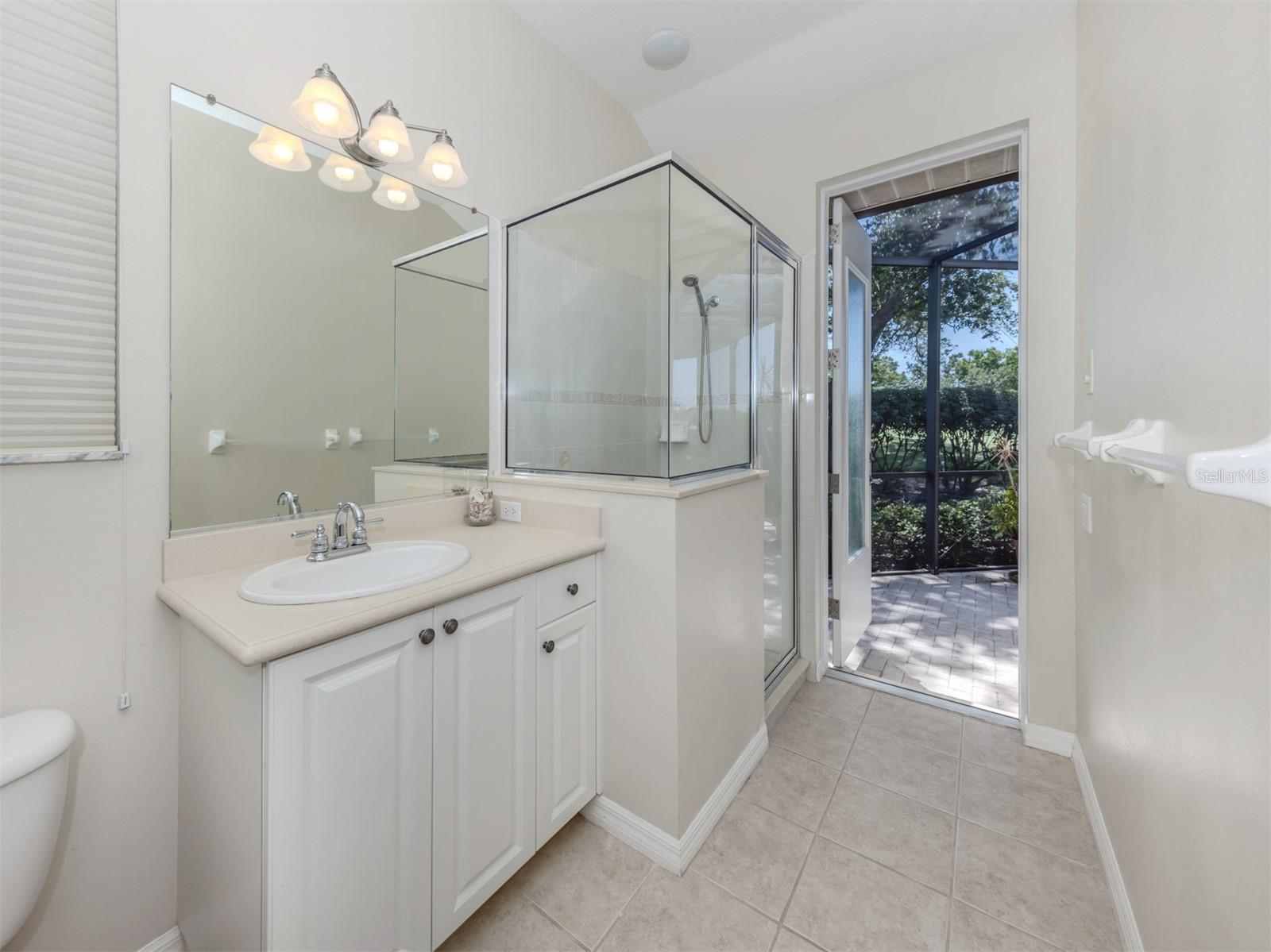 CALUSA LAKES - Residential
