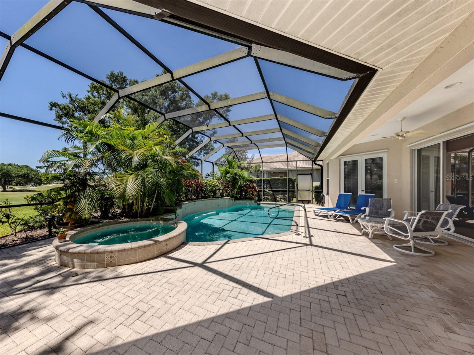 CALUSA LAKES - Residential