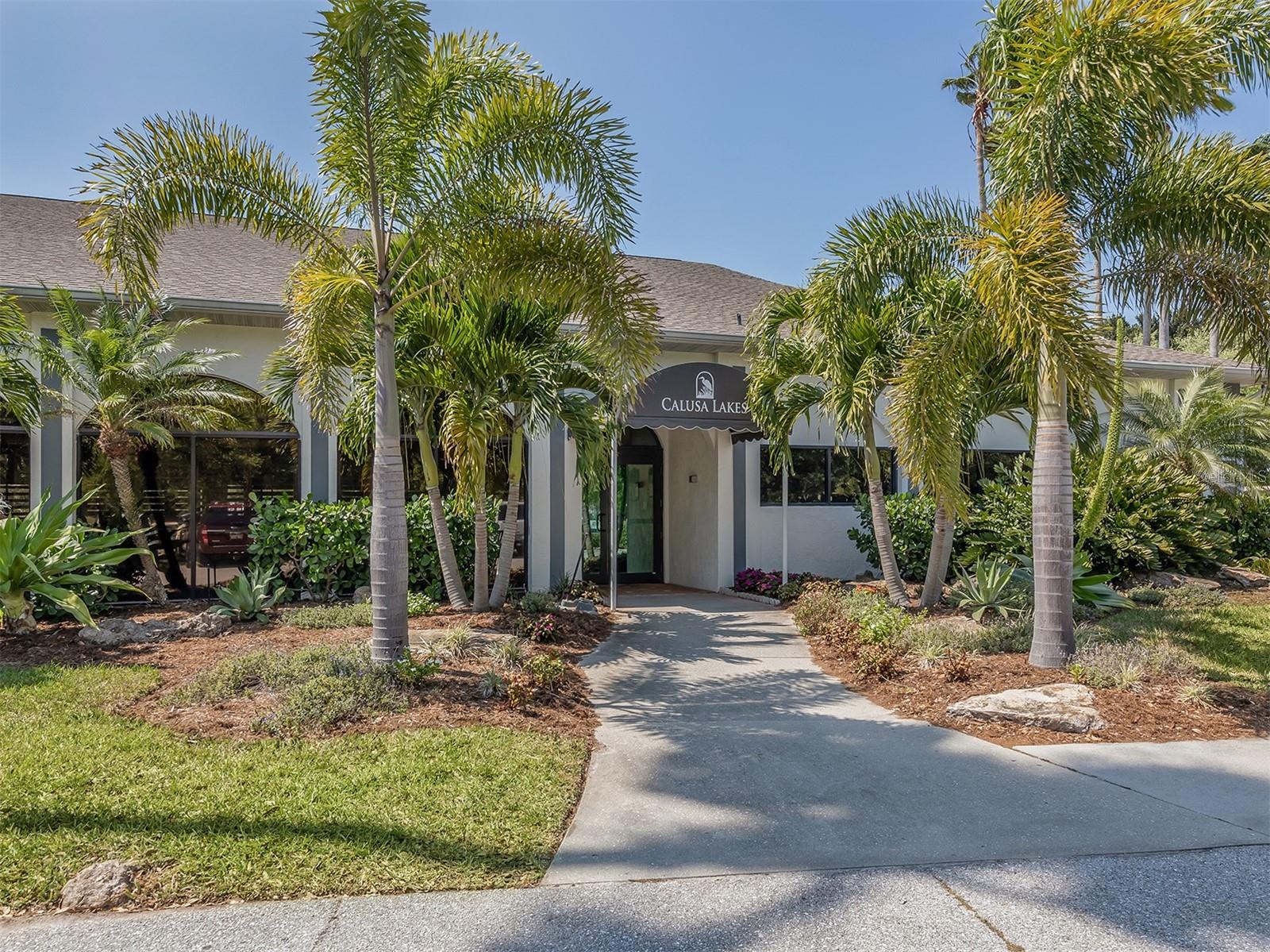 CALUSA LAKES - Residential