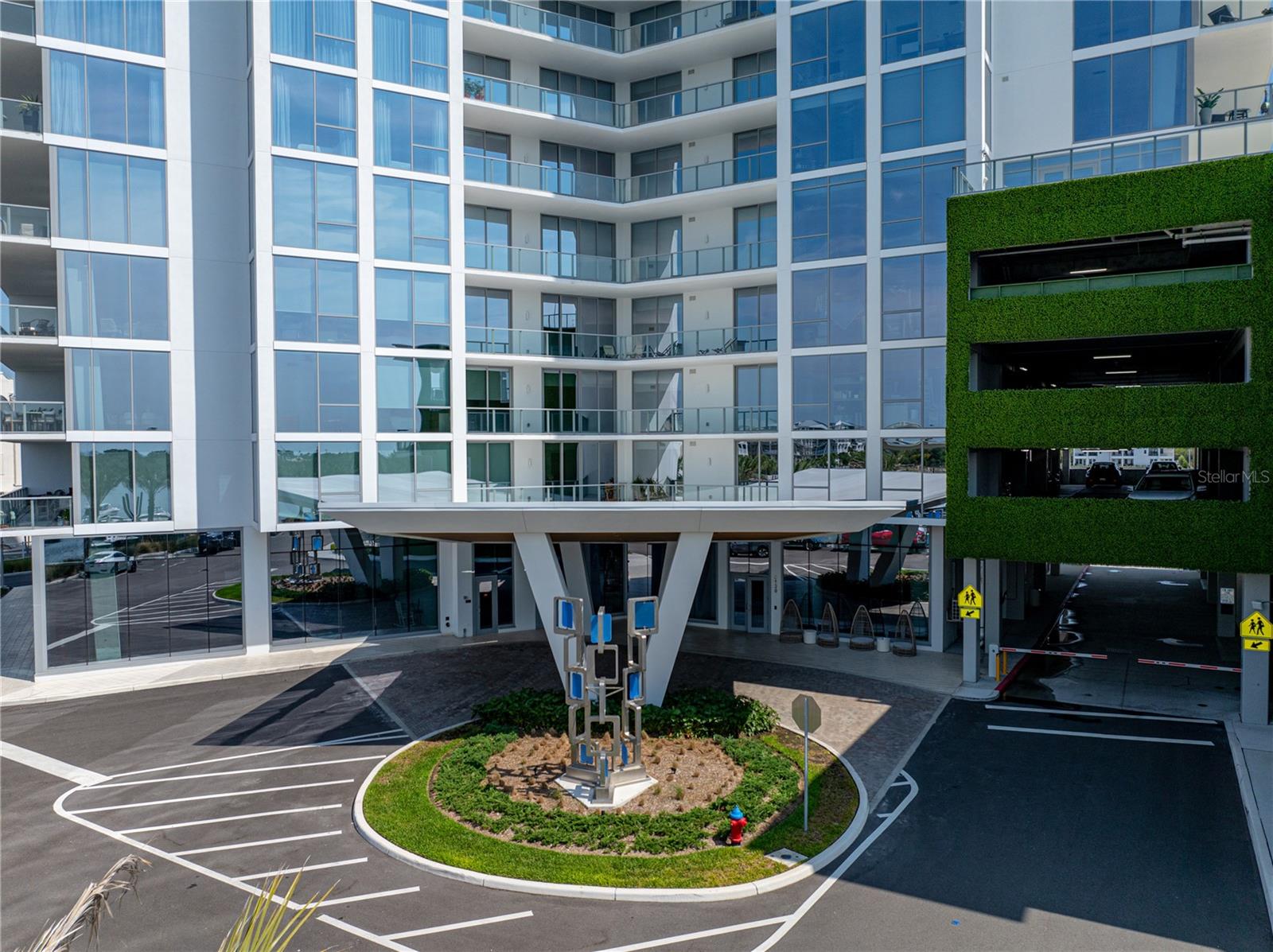 MARINA POINTE - Residential