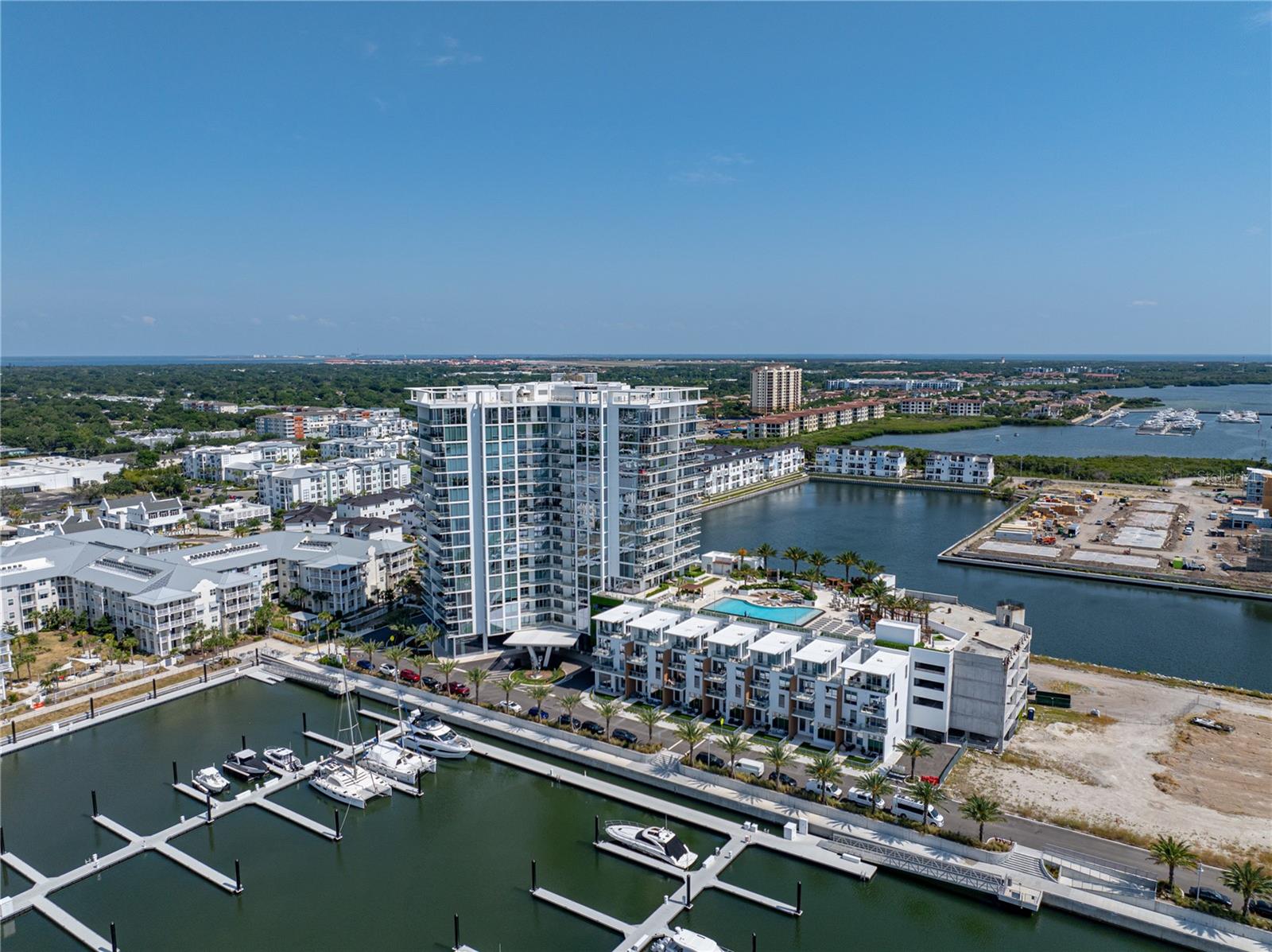 MARINA POINTE - Residential