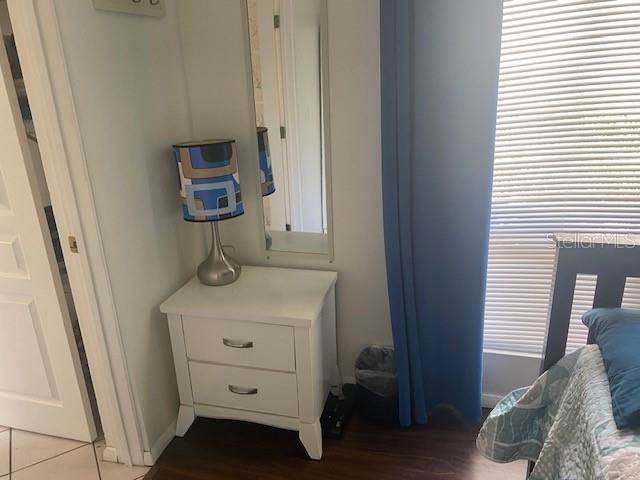 BAY OAKS - Residential