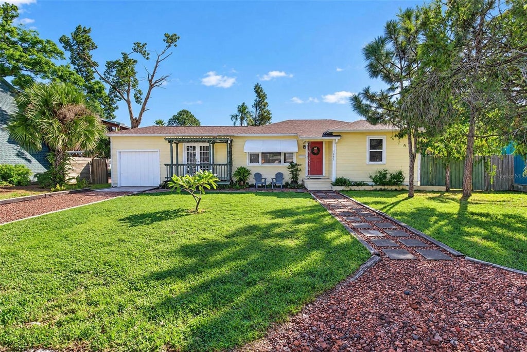 Photo of 3641 Queen Street N, St Petersburg, FL 33713 (MLS # TB8559620)
