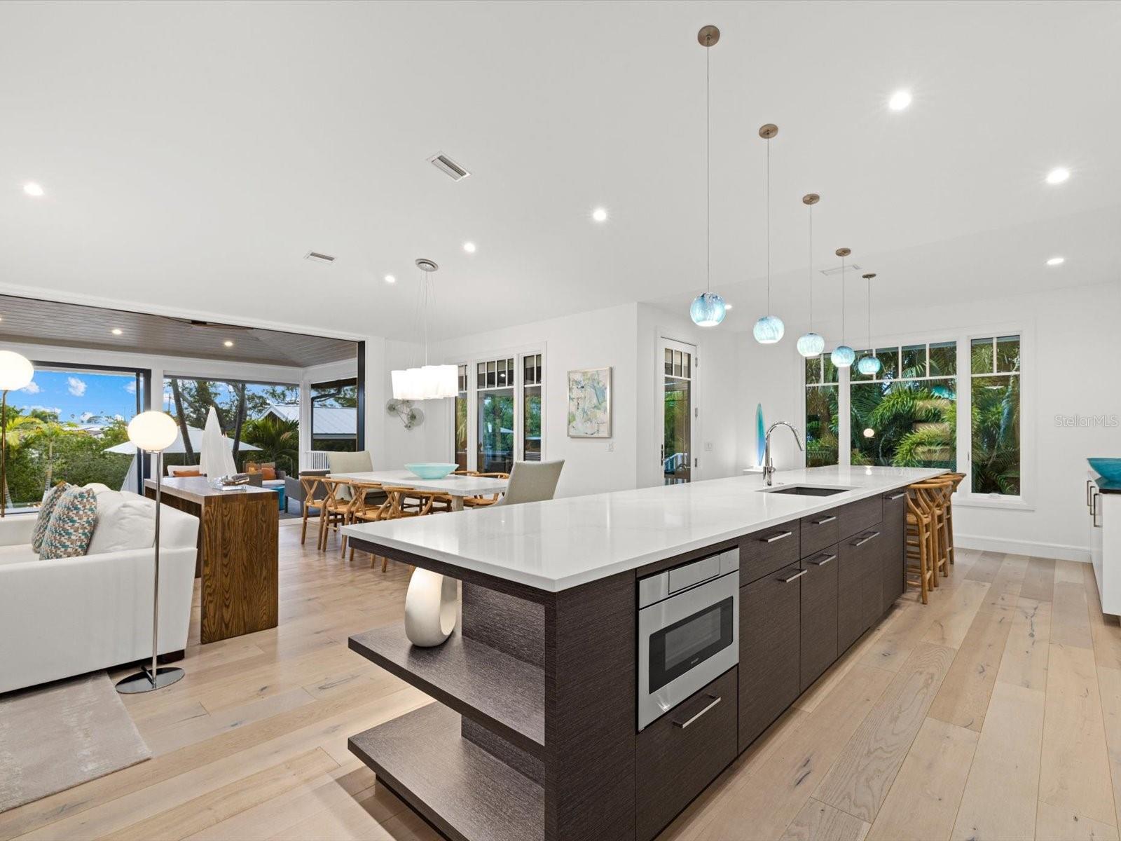 EAGLE POINT CLUB THE - Residential