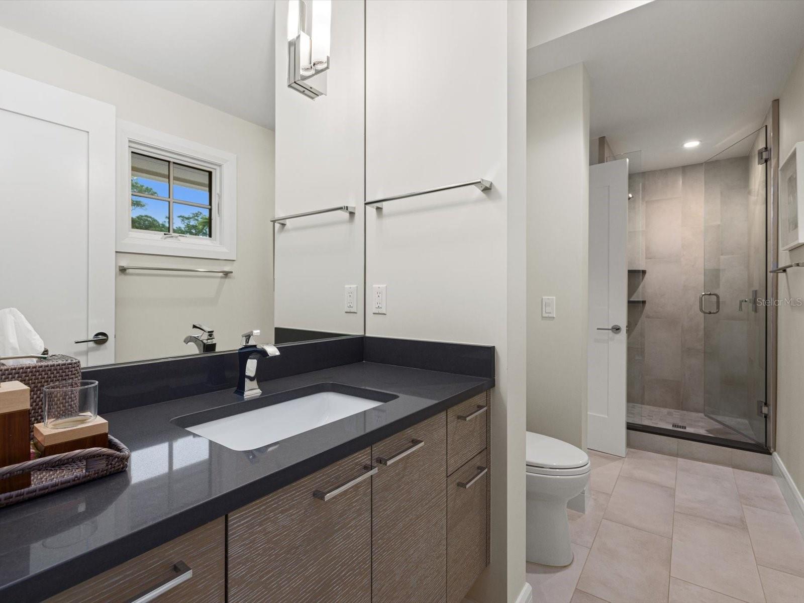 EAGLE POINT CLUB THE - Residential