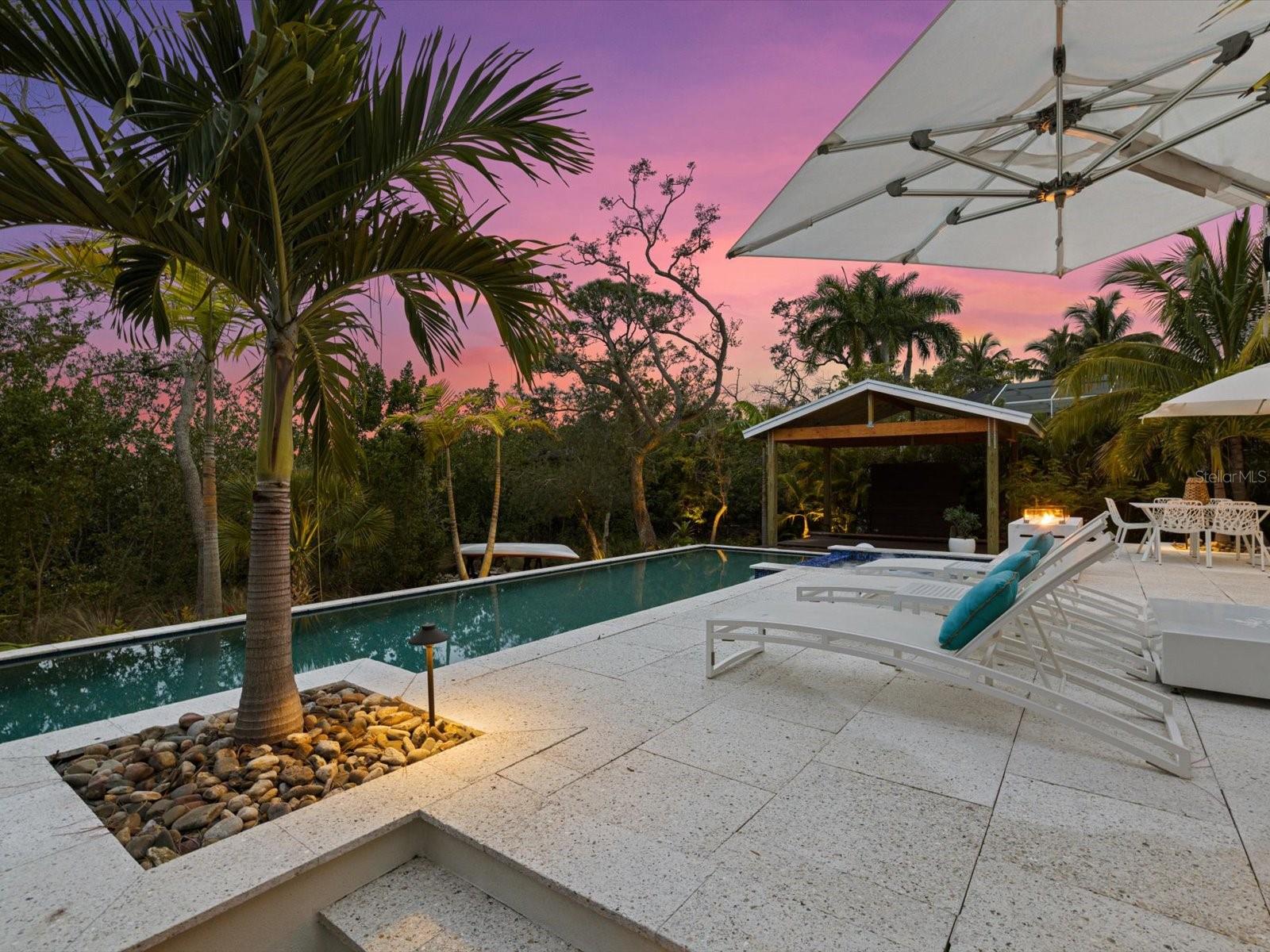 EAGLE POINT CLUB THE - Residential