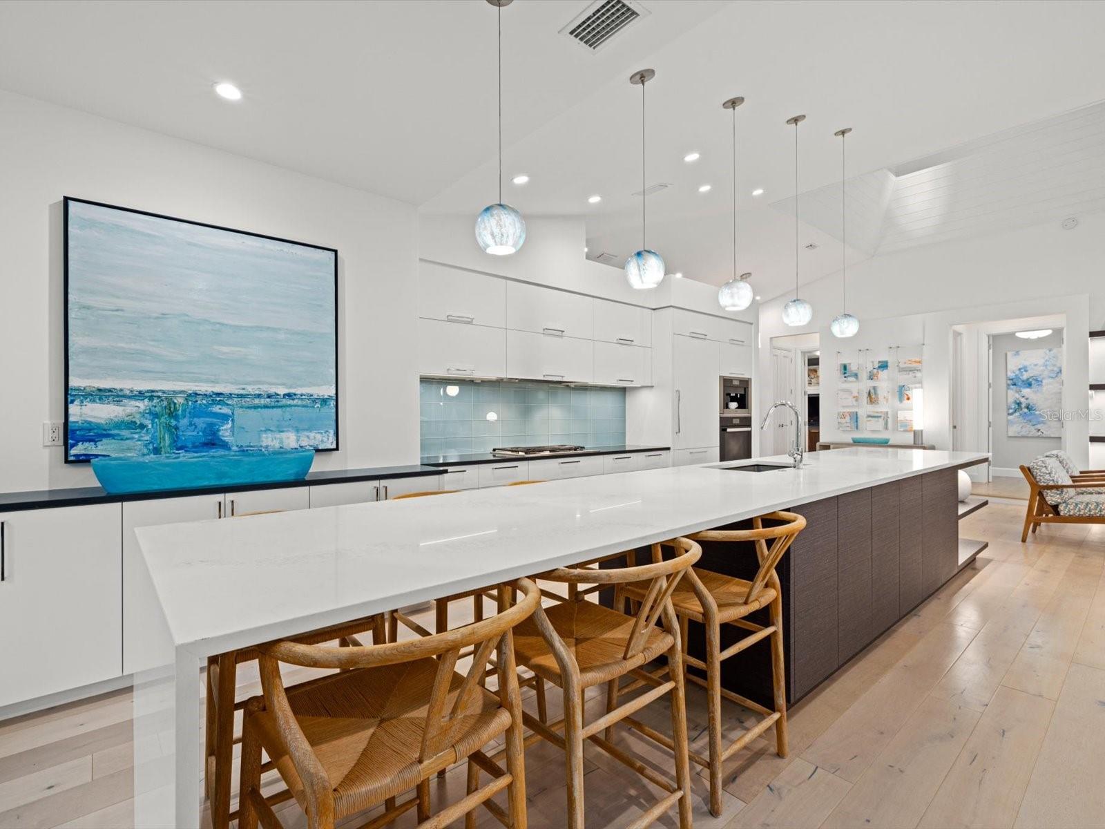 EAGLE POINT CLUB THE - Residential