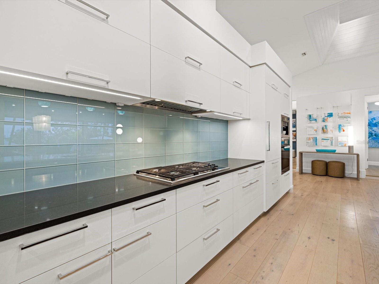 EAGLE POINT CLUB THE - Residential