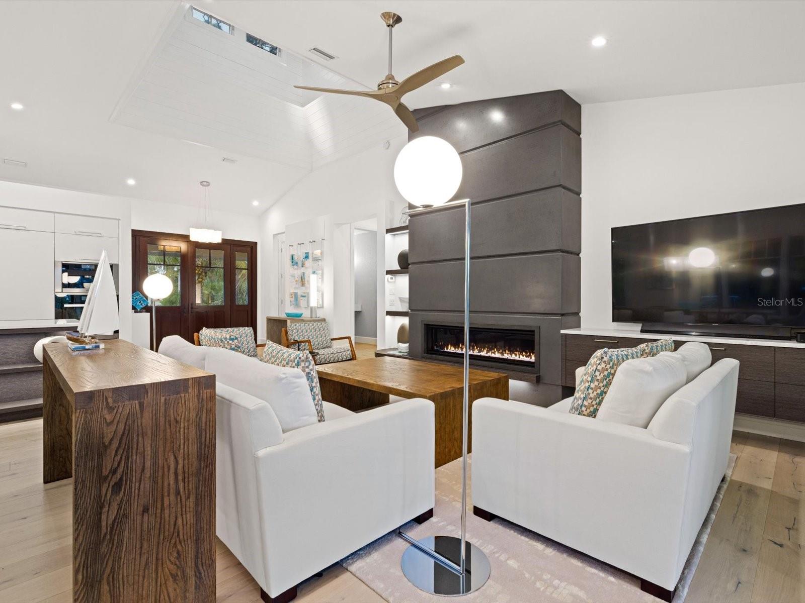 EAGLE POINT CLUB THE - Residential