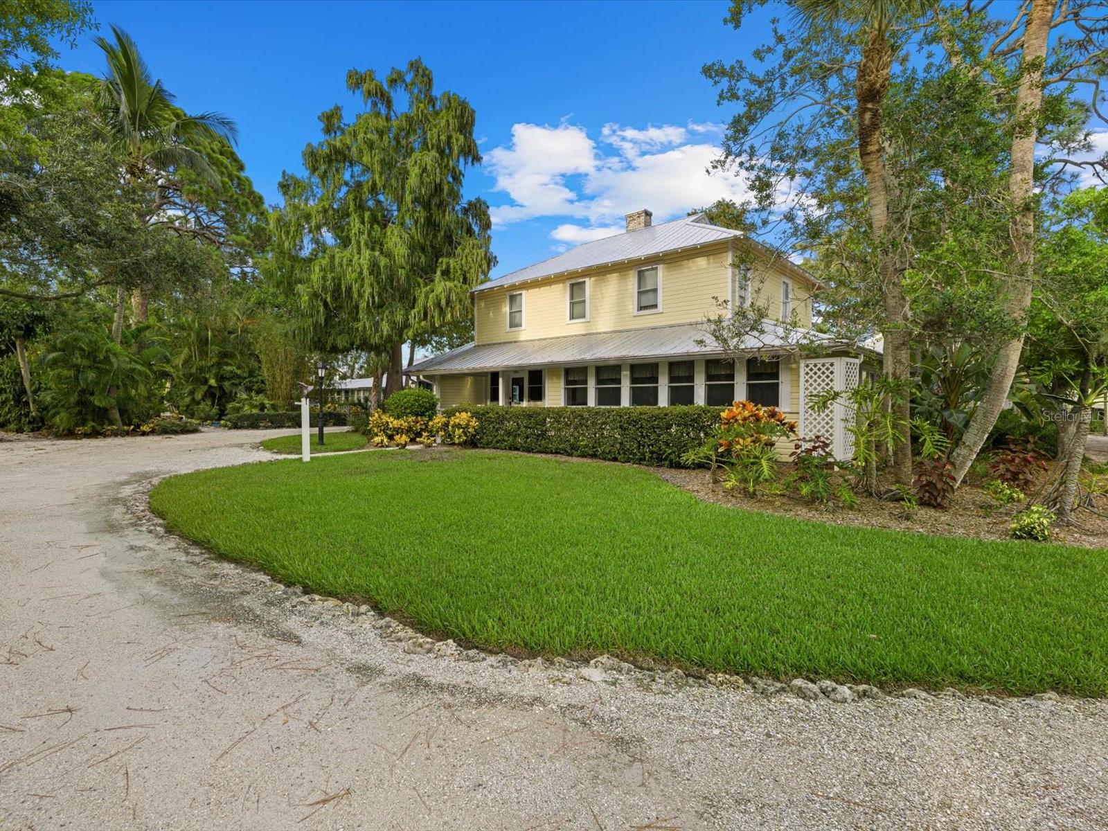 EAGLE POINT CLUB THE - Residential