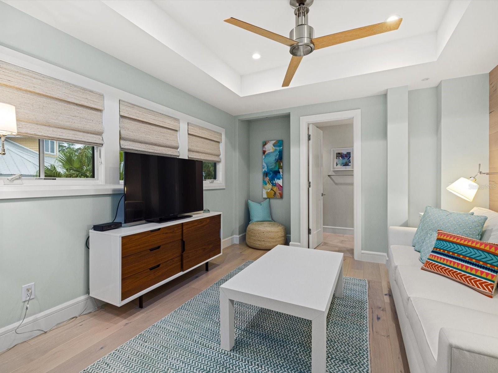 EAGLE POINT CLUB THE - Residential