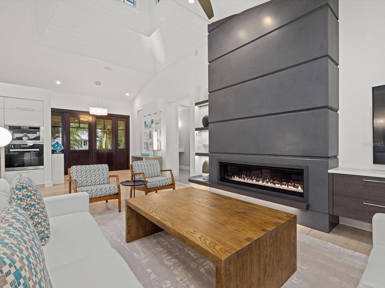 EAGLE POINT CLUB THE - Residential