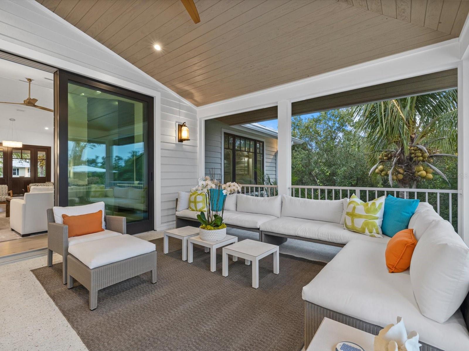 EAGLE POINT CLUB THE - Residential