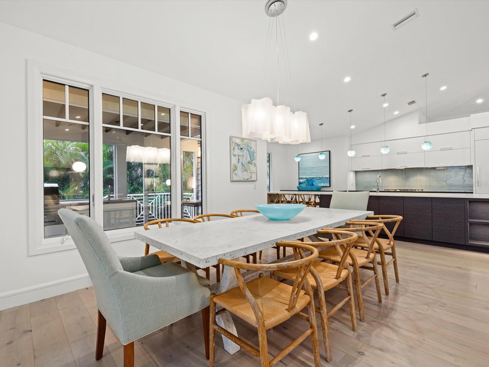 EAGLE POINT CLUB THE - Residential