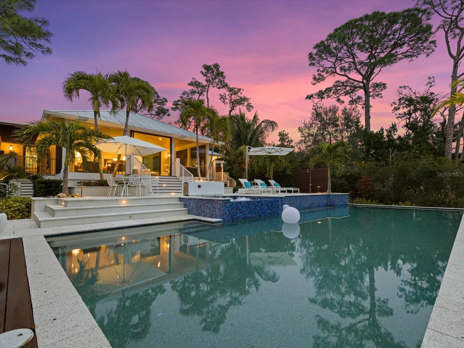 EAGLE POINT CLUB THE - Residential