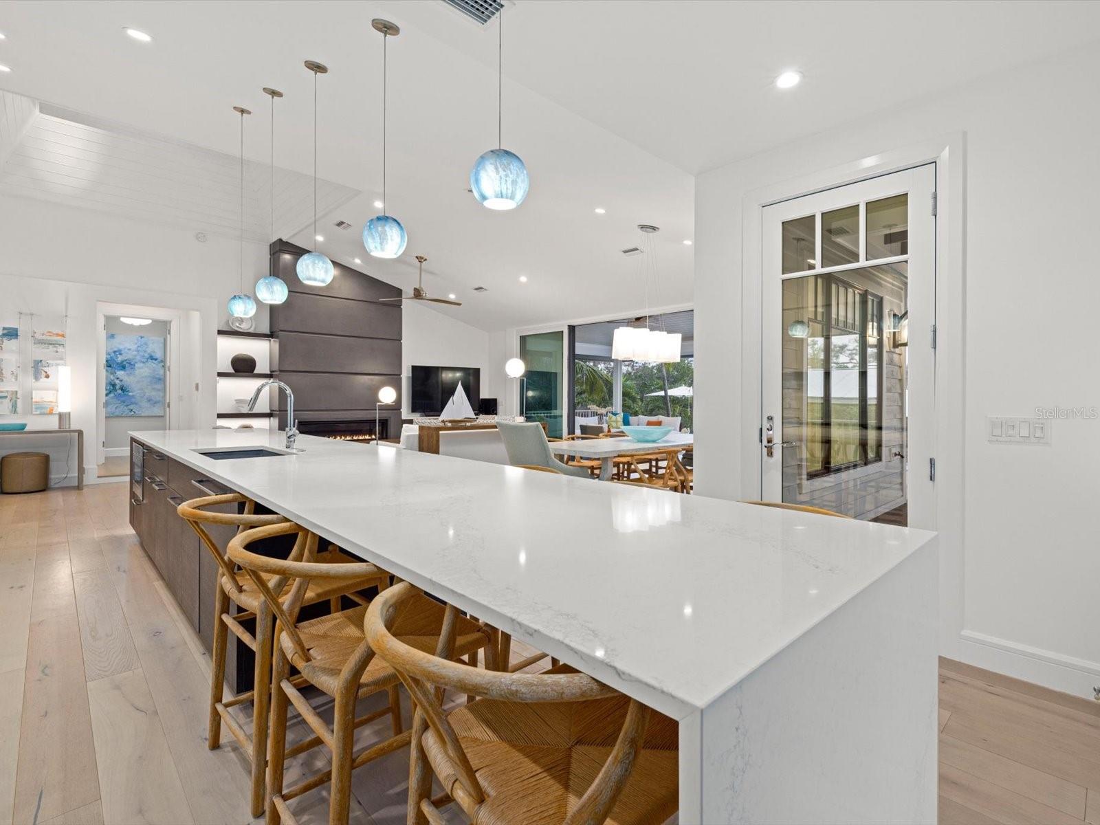 EAGLE POINT CLUB THE - Residential