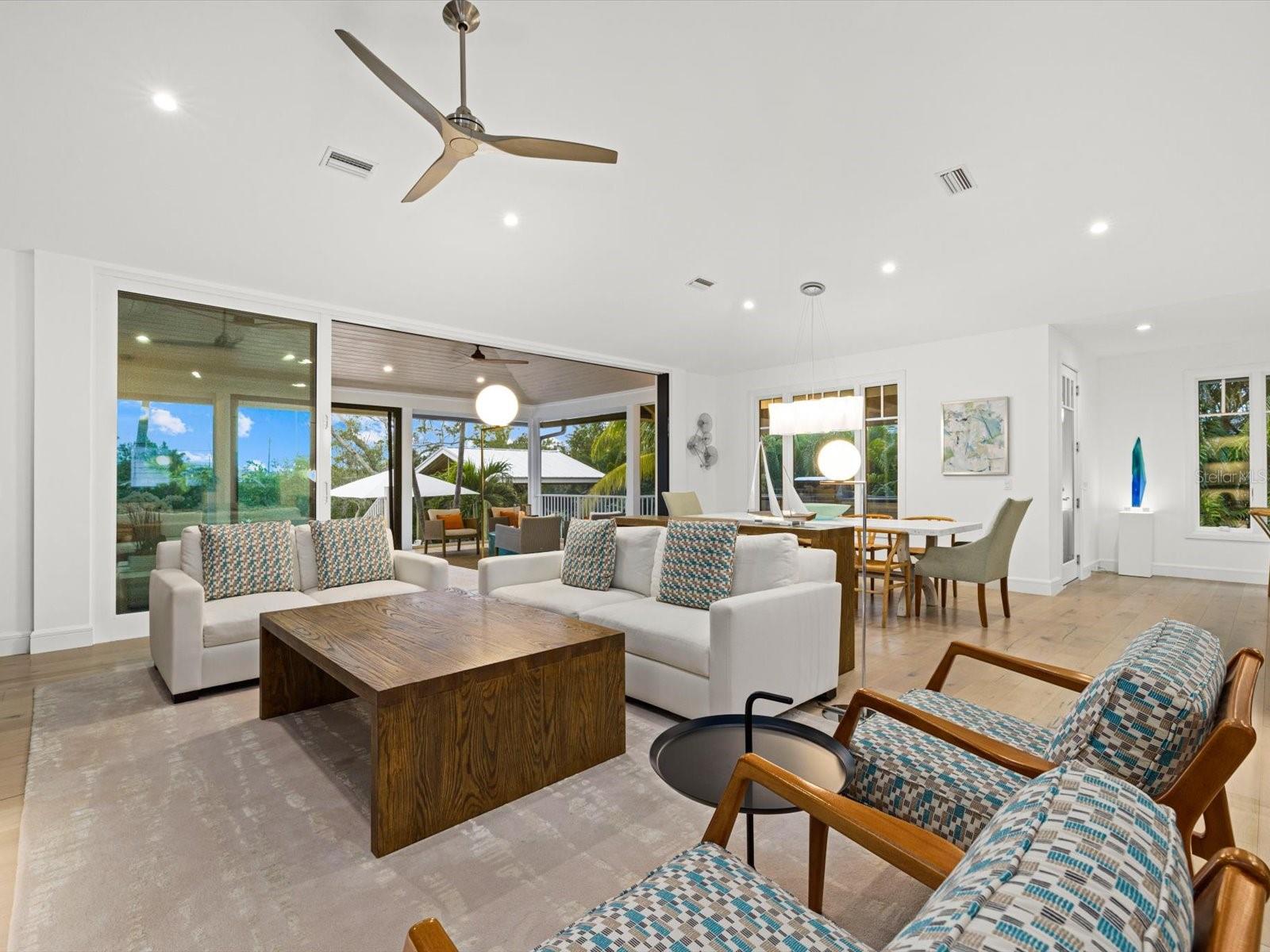 EAGLE POINT CLUB THE - Residential