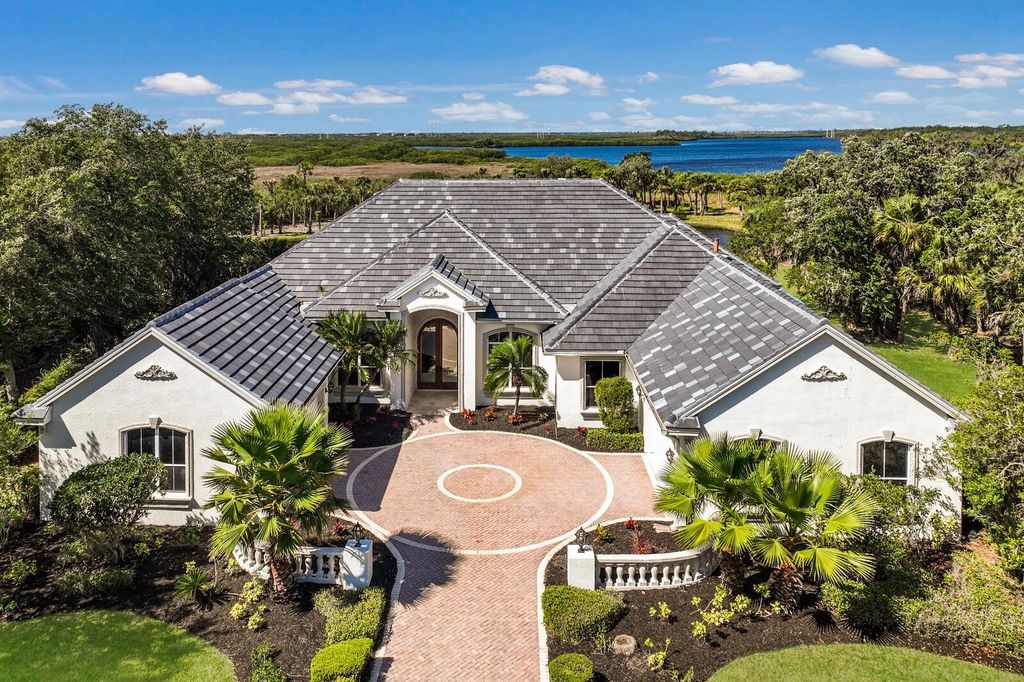 Photo of 11503 SAVANNAH LAKES DRIVE, PARRISH, FL 34219 (MLS # A4565468)