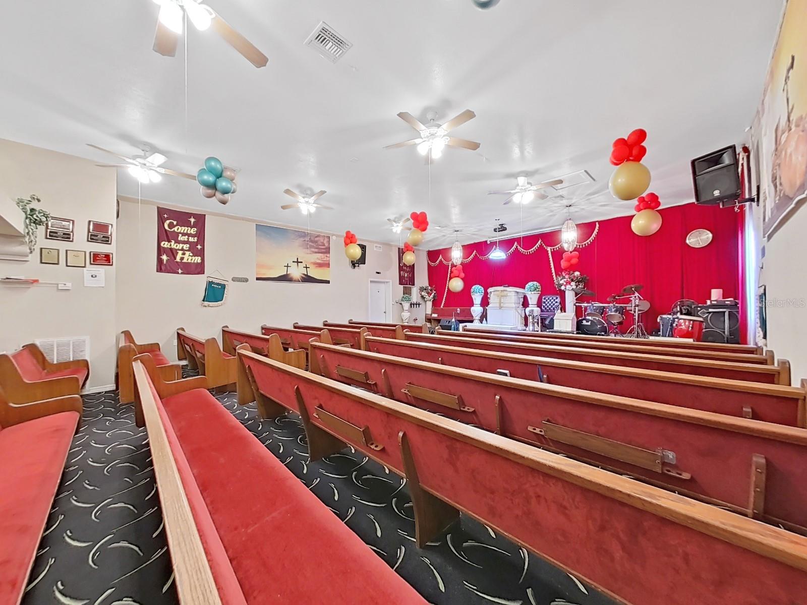 EASTERN HEIGHTS - Commercial Sale