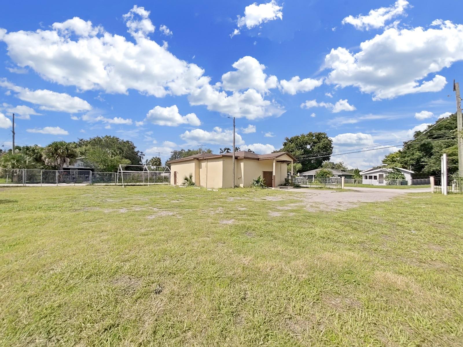 EASTERN HEIGHTS - Commercial Sale