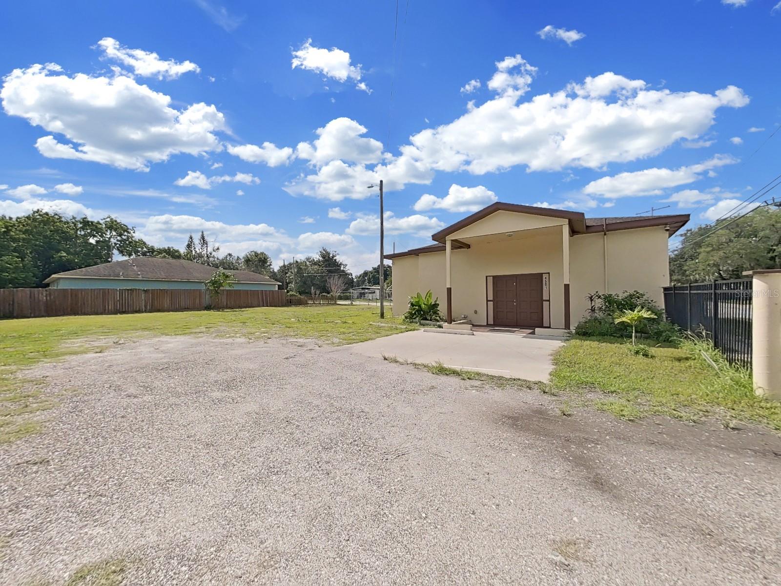 EASTERN HEIGHTS - Commercial Sale