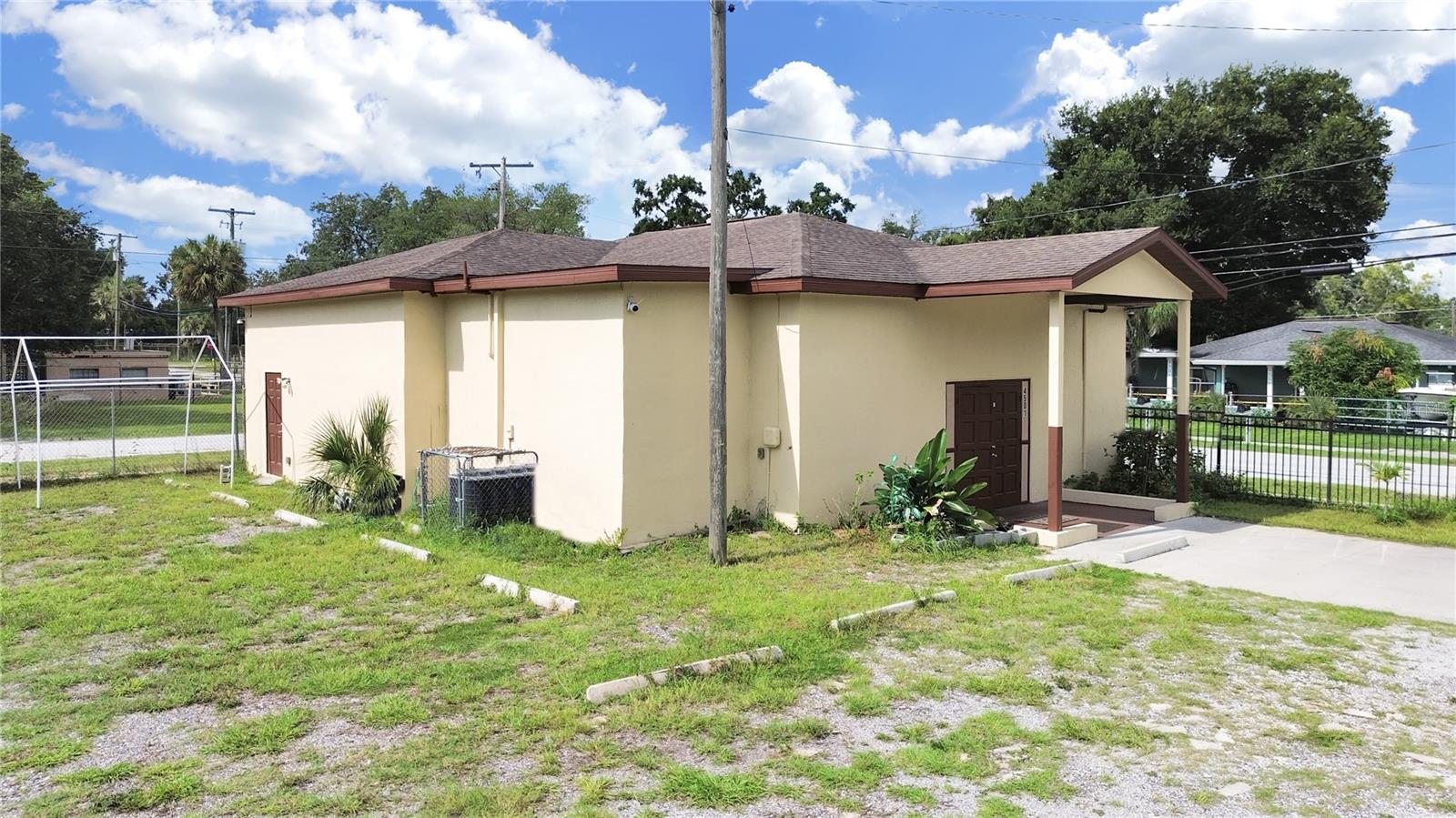 EASTERN HEIGHTS - Commercial Sale